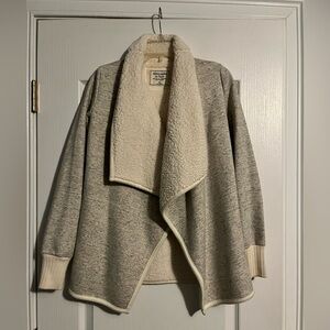 Abercrombie & Fitch sherpa cardigan